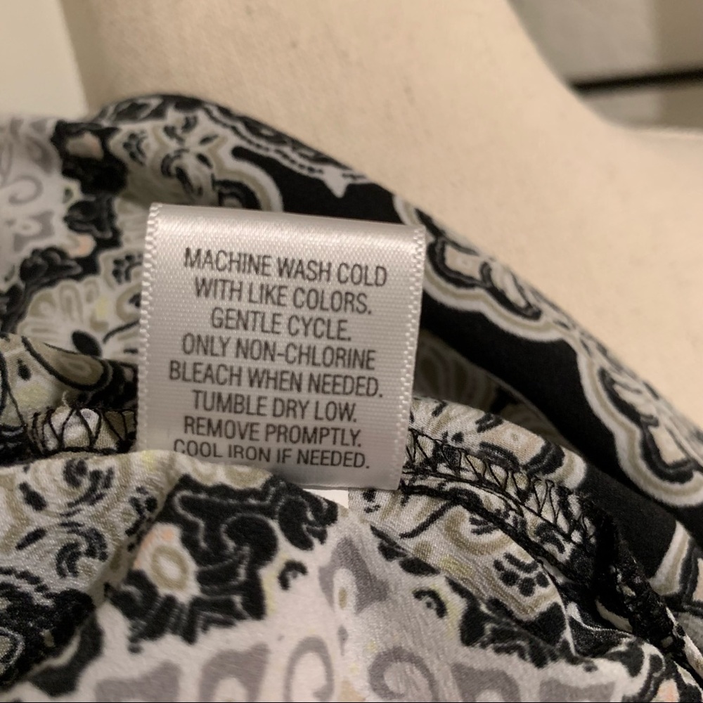 Croft & Barrow multi colored patterned Blouse size 2X - Picture 7 of 7